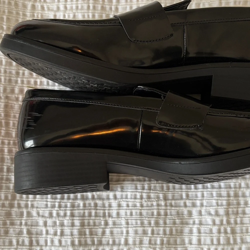Madden Girl | Black Loafers | 8.5 - Picture 5 of 6